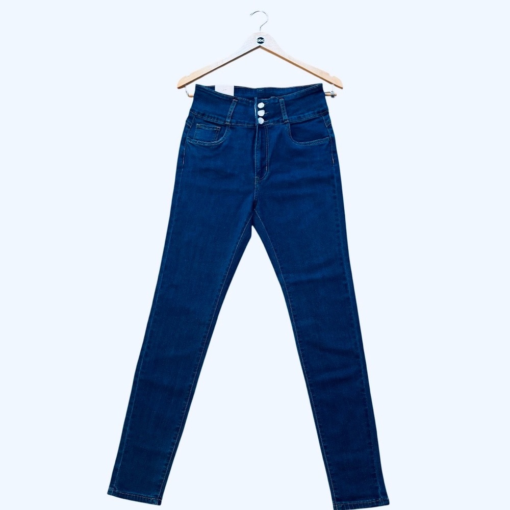 Y2K Movie and TV Clothes NWT size 9/10 womens indigo BLUE DENIM JEANS